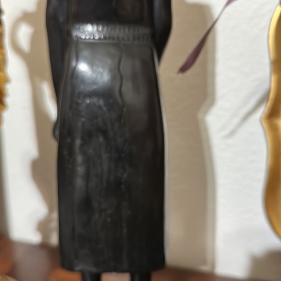 Hand carved Ebony Wood Statue - Picture 6 of 15